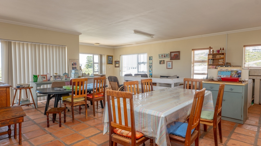 3 Bedroom Property for Sale in Struisbaai Western Cape